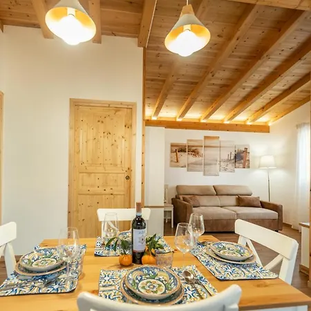 Villa Vacanze La Fenice- Casa Mediterranea *